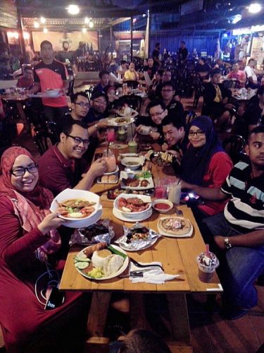 food blogger maggi kari ketam
