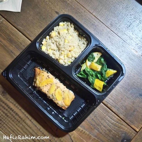 Quinoa with Chickpeas & Corn, Apricot Ginger Salmon, Yellow Zucchini & Baby Spinach