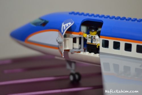 LEGO City Airport Passenger-entrance