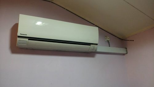 Gambar indoor je boleh ambil. Kat luar dah malam, gelap.